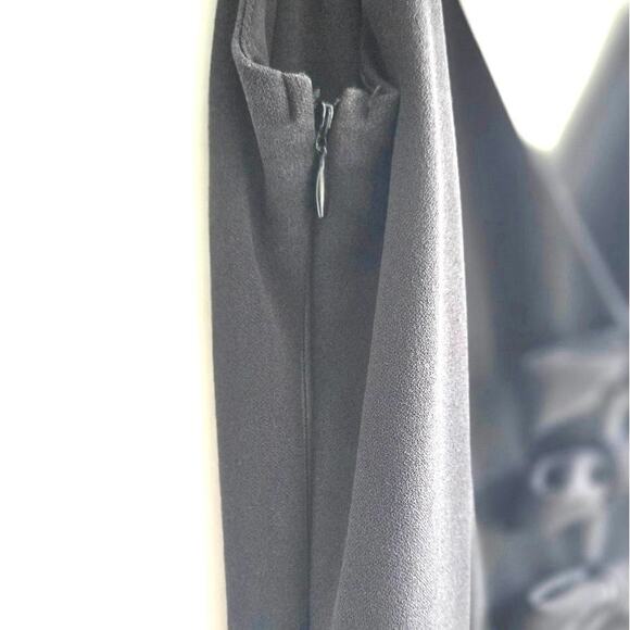 Women’s black Lulus brand dress - Picture 4 of 6